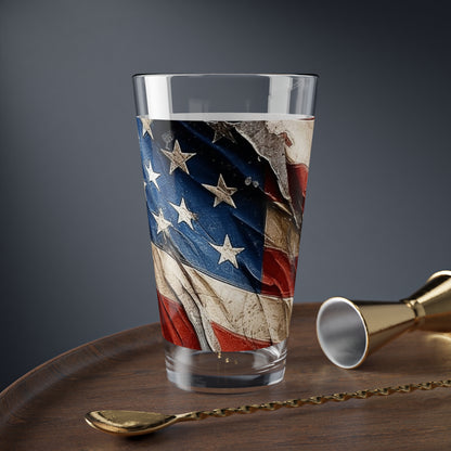 Distressed American Flag Mixing Glass, 16oz